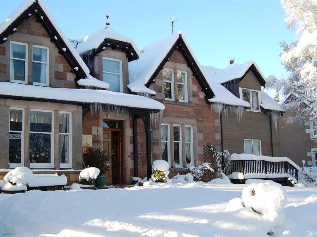 Glenan Lodge Self Catering Tomatin Exterior foto